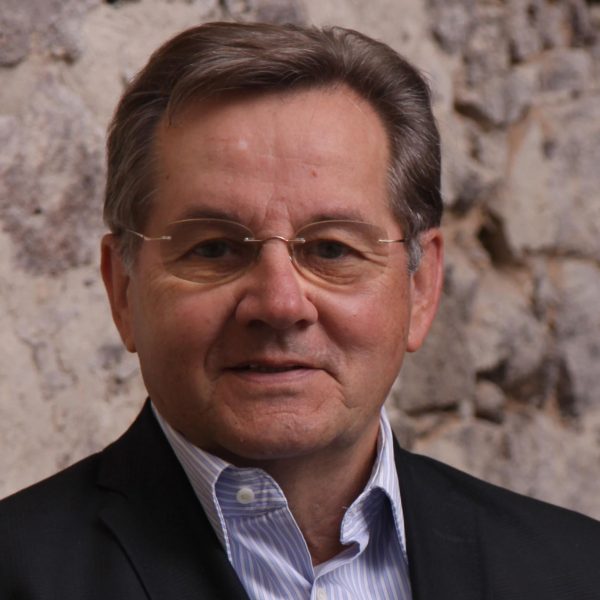 Lutz Bauer